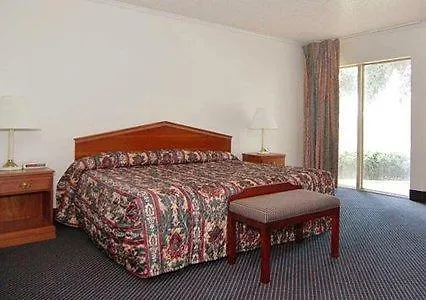 Rodeway Inn & Suites At The Casino